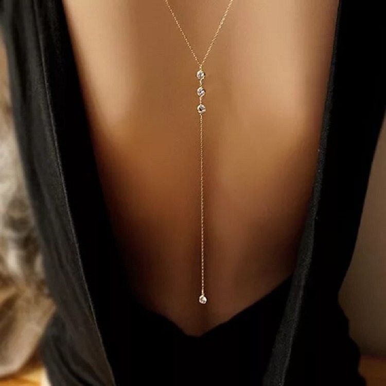 Body Jewelry - ラインストーン付きセクシーな女性用バックチェーンネックレス、ビキニビーチクロスオーバーボディジュエリー、ウェディングバックドレス、フェスティバルアクセサリー