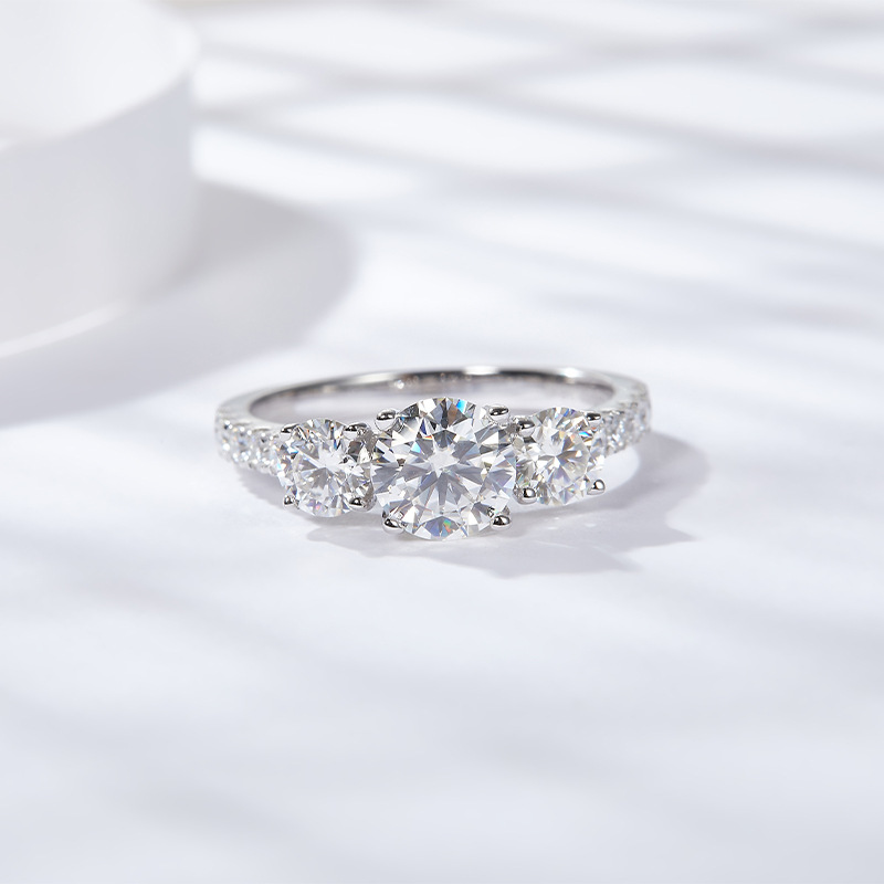 Moissanite Engagement Ring 1 Carat - 東芝-ダイヤモンドリング925スターリングシルバー,エンゲージメントジュエリー,天然石,ファインジュエリー,3つの石,1つのカラー,モアッサナイト